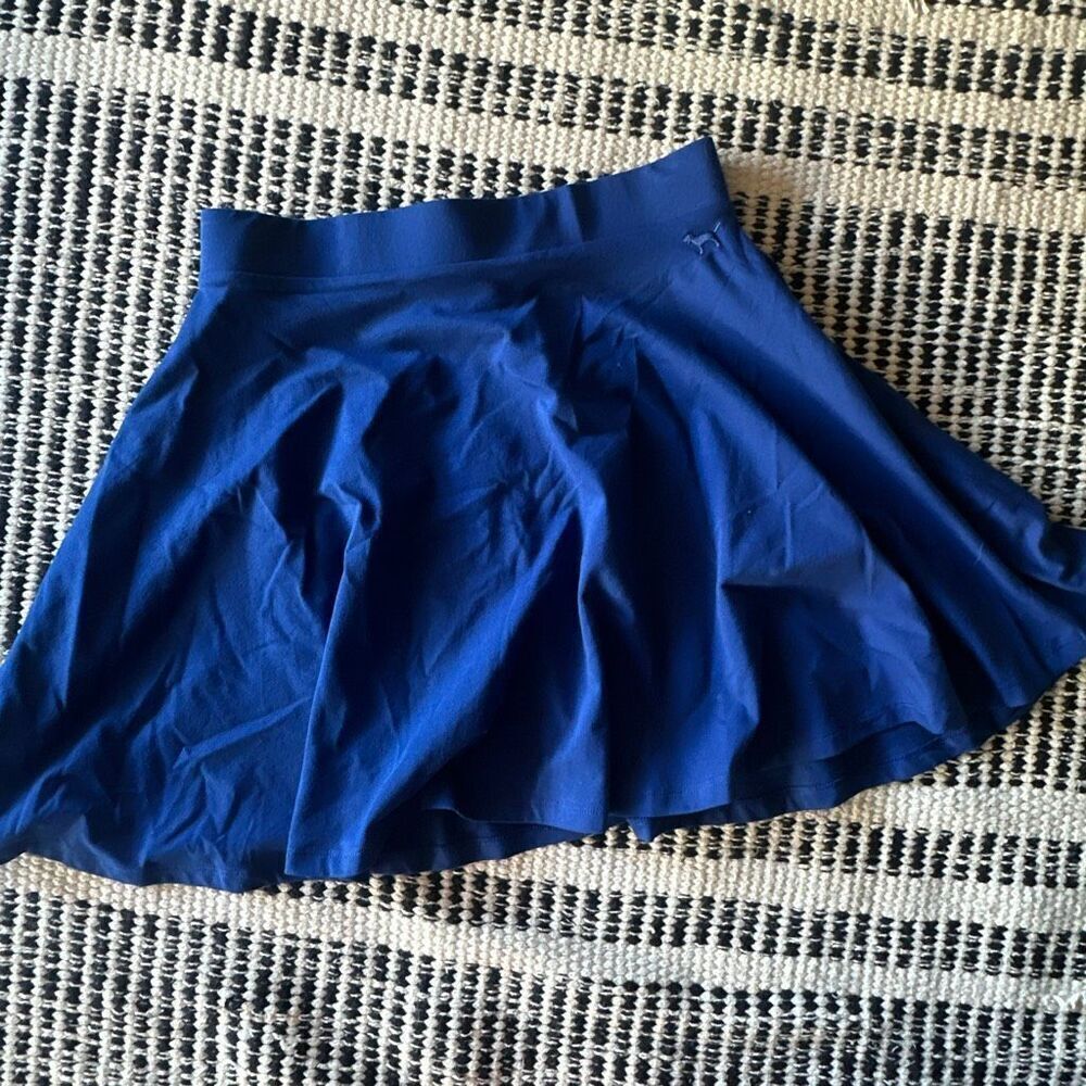 Pink Victoria Secret Size Small navy blue circle skirt